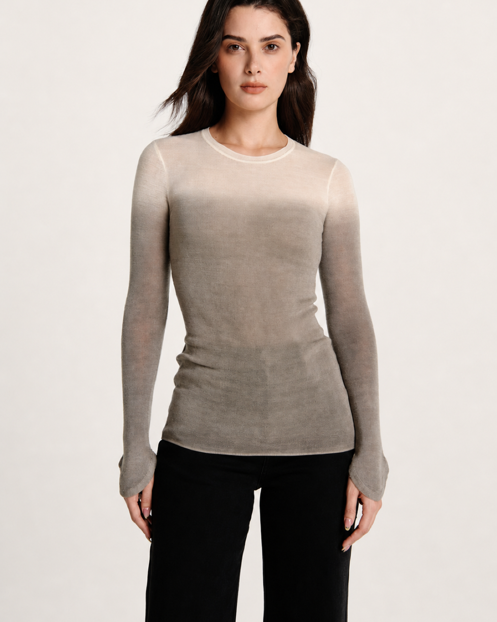 THE DIP-DYED PETAL WOOL TOP GREY