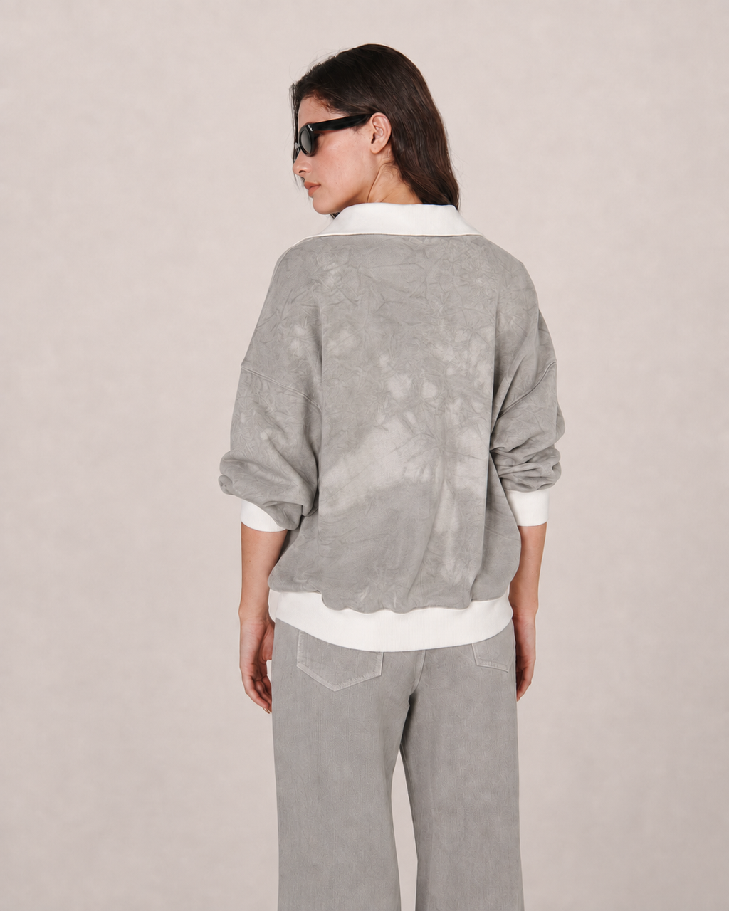 Mineral Dyed Wide Collar Pullover With Ribbed Hem Grey
