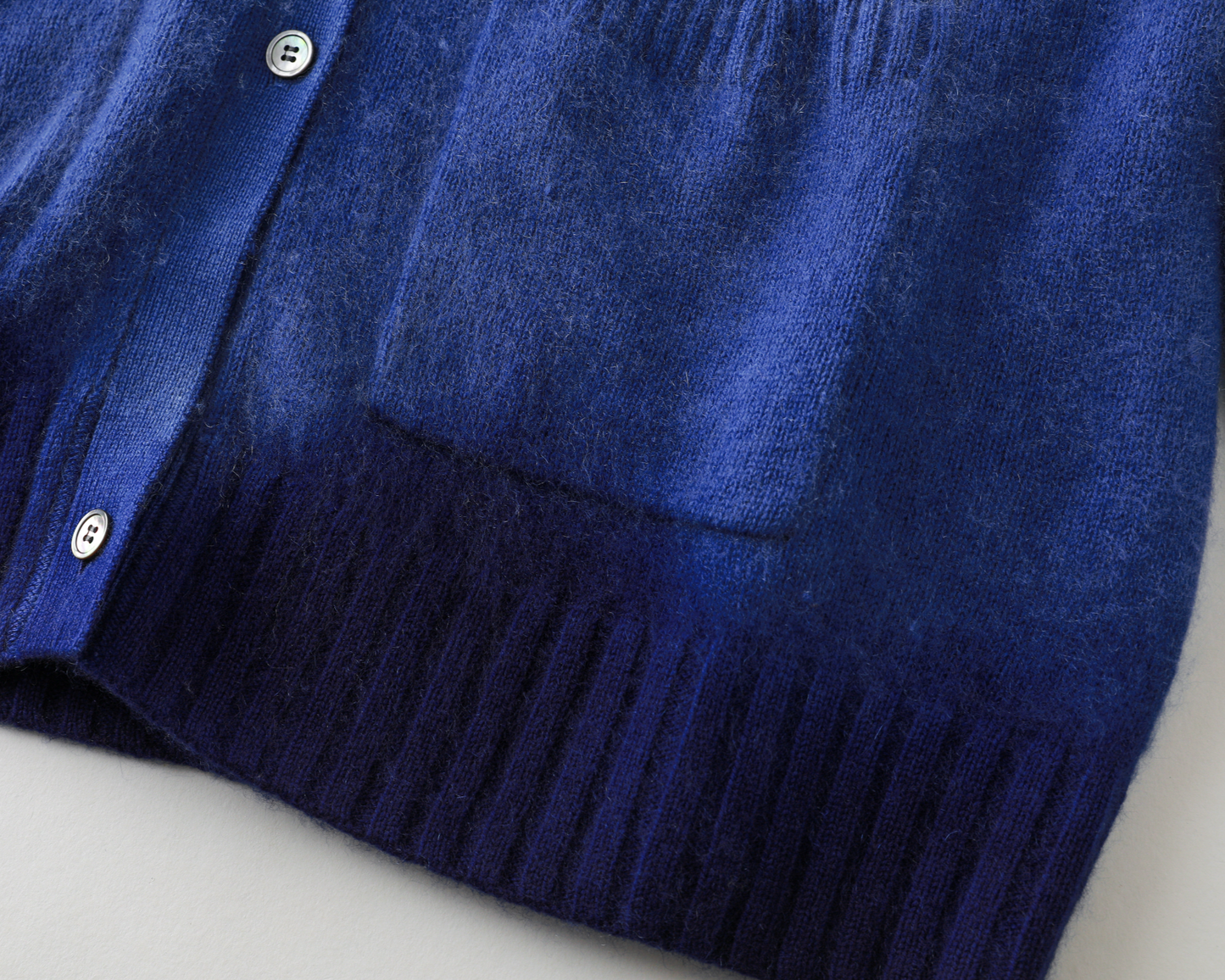 Plant Dye Japanese brushing Cashmere Cardigan - Indigo