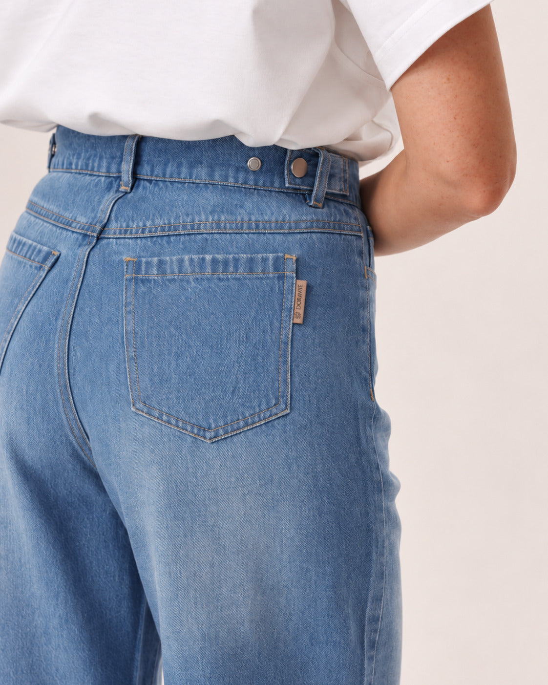 Cinch Waist Wide Leg Baggy Jean Blue
